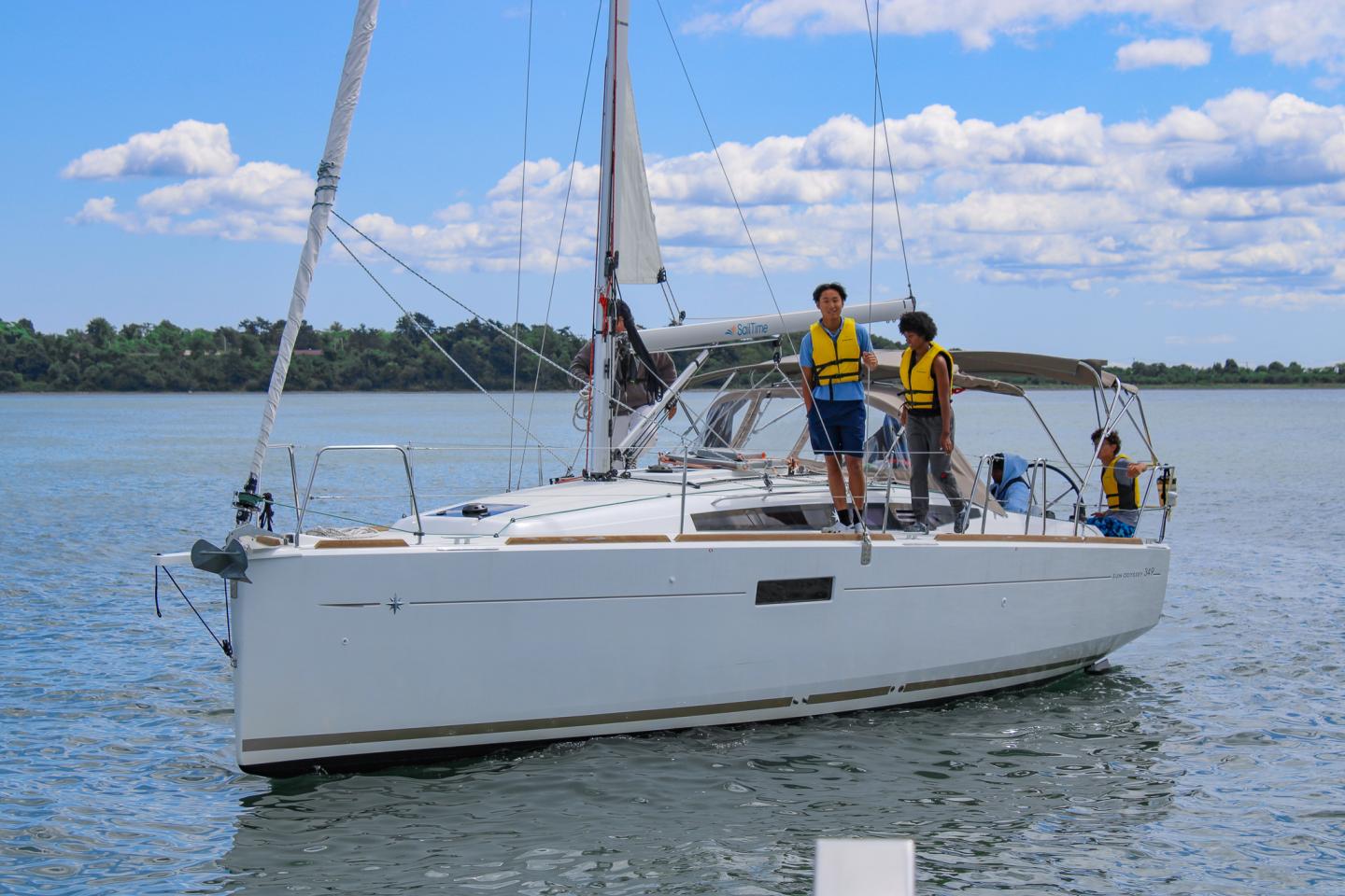 Piers Park Sailing students during Piers to Piers